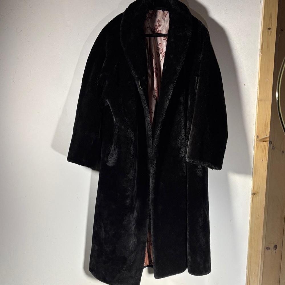 Luxurious Black Teddy Jacket